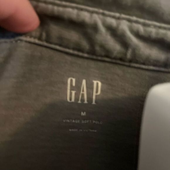 Gap Polo Shirt. Gray. Size Medium. - Picture 4 of 4